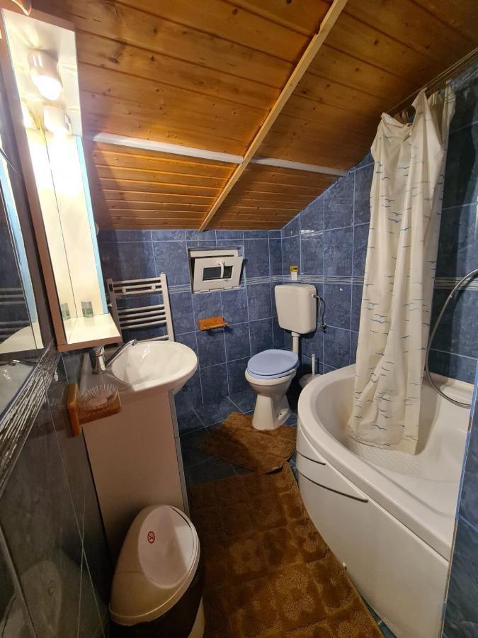 Vila Valencia Azuga Eksteriør billede